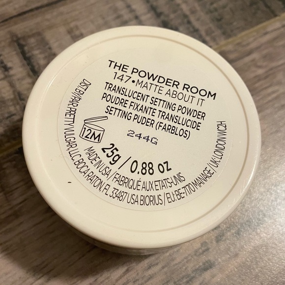 Pretty Vulgar The Powder Room Setting Powder - Picture 3 of 3